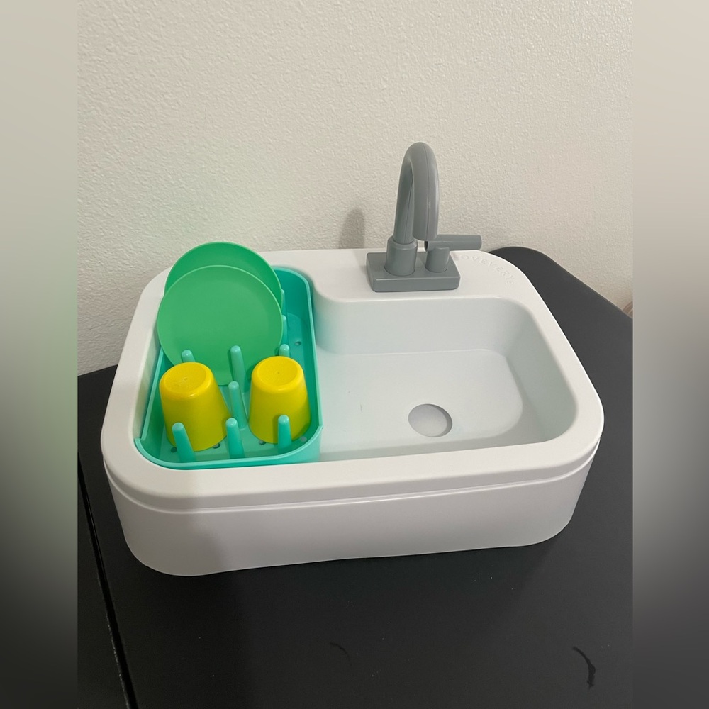 Lovevery Sink